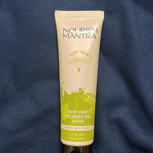 Nourish Mantra Face Wash