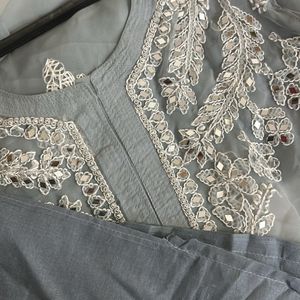 chikankari mirror kurti WITH INNER