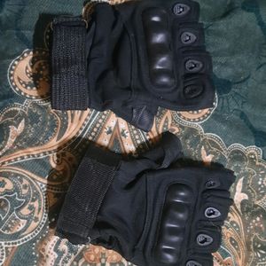 Black Padded Gloves For Cycling, Biking And Gyming