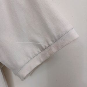 L Size White Tshirt