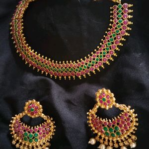 Trendy Jewellery Sets