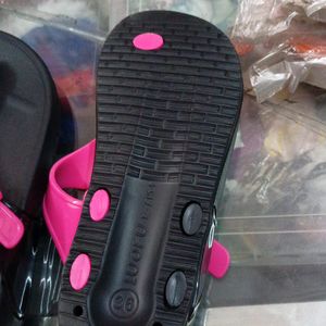 Kickonn Black Pink Color Slippers