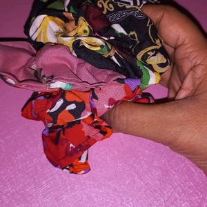 Scrunchies Pack Of 6