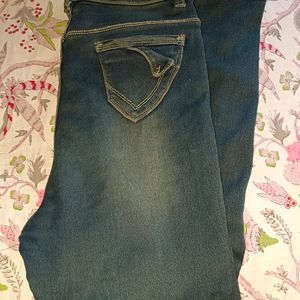 New Unused Super High-waisted Jeans