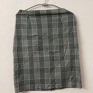 PLAID SKIRT