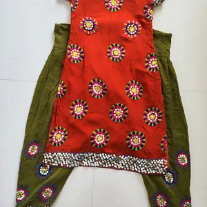 Kurti And Pyjama Combo