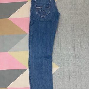 Jeans 28 Size