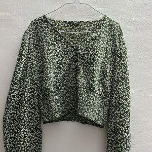 green leopard print top