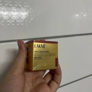 Lakme Glycolic Illuminate Night Cream with Glycoli