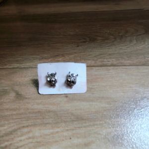 7 Earrings Get Freebies