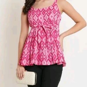 Short Sleeveless Kurti