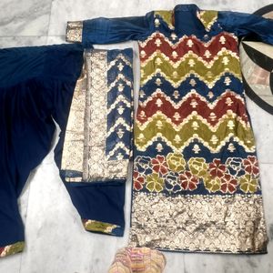 Beautiful Salwar Suit With Dupatta