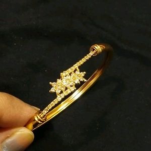 Golden Simple Bracelet ( Kada)