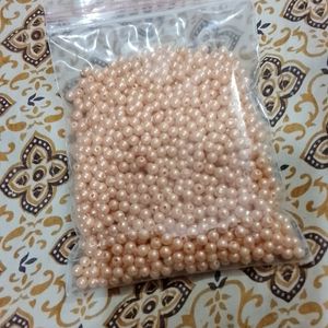 Medium sized Pearls