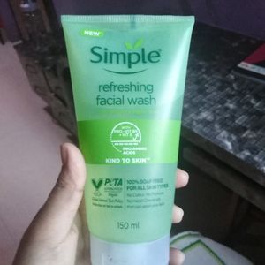 Simple Refreshing Facial Face Wash