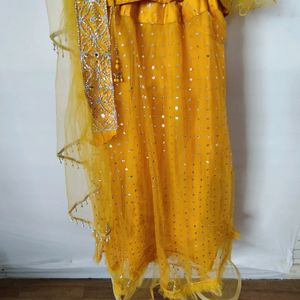 Yellow Skirt With Attached Dupatta And Blouse (Wom