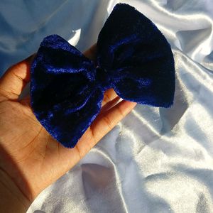 Velvet Bow