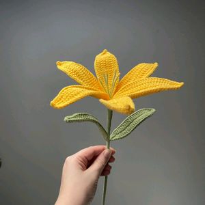 Crochet Lily Flowers