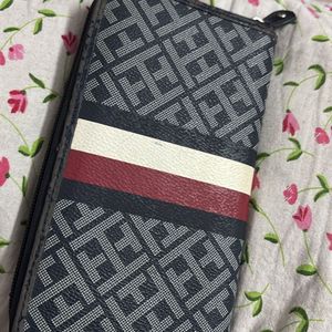 Tommy Hilfiger  Wallet