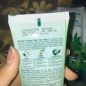 Himalaya Purifing Neem Faswash