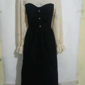 VERY PRETTY BLACK MIDI DRESS