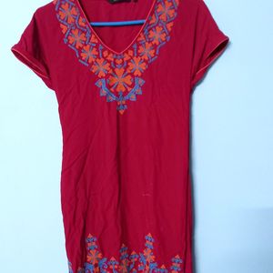 Women Red Kurti