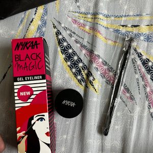 Nykaa Magic Black Eyeliner With Brush