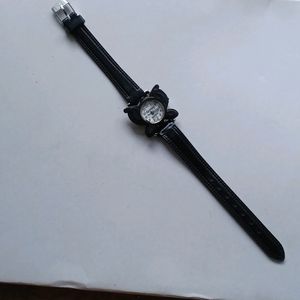 Brand New Watch With Multiple Straps