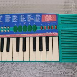 Casio SA-21, an electronic keyboard