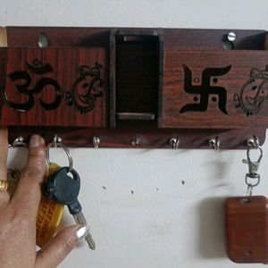 Wooden 🗝️ Key holder