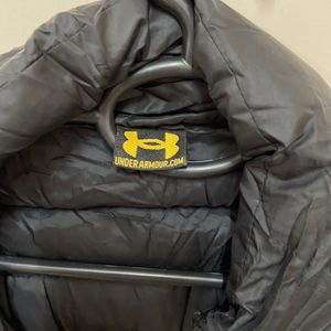 UA Gilet Jacket