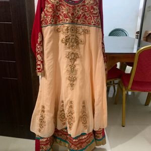 Limited Offer 🔥🔥Party Wear Ethnic Gown