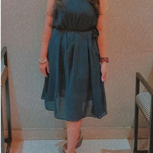 Navy Blue Midi Dress Perfect For Party Occasions