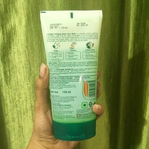 Himalaya Purifying Neem Facewash