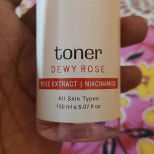 Nourish Mantra Dew Rose Toner