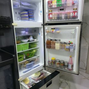 Whirpool Triple Door Fridge In Good Condition