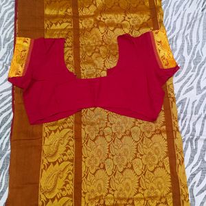 gold  shining pattu saree