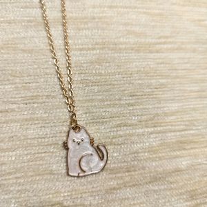 White Kitty Necklace 🤍 High Quality 🩷