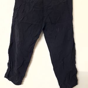 Navy Blue Cotton Capri