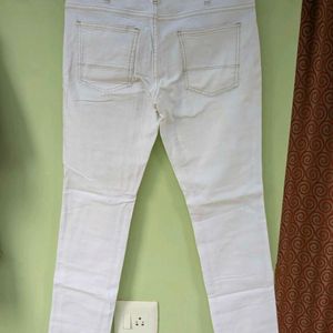 Wrangler White Jeans (W32) Unused