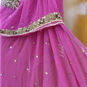 Beautiful lehenga choli and dupatta set for party and functions