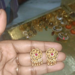 Golden Earings , Antique piece