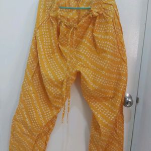 Beautiful Yellow colored Bandhani print pant