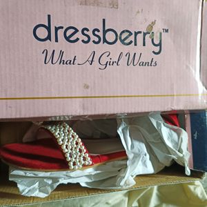 DressBerry Slippers