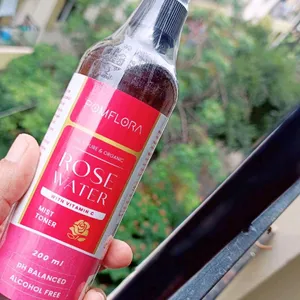 Rose Water with Vitamin E