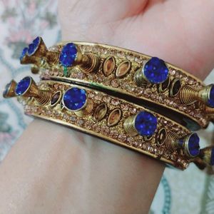 Lac Bangles 2 Pair