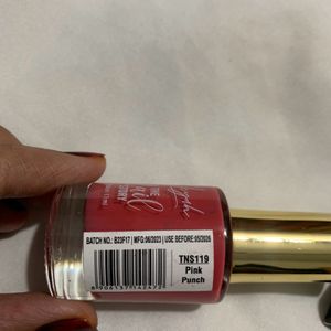 Beatable Nail Polish And Campact Eyeliner Combo