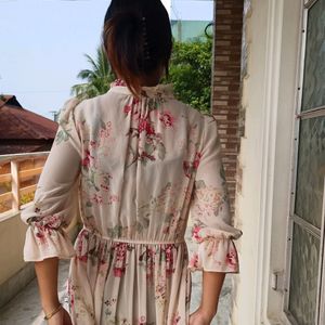 Price Dropped ⚡ ⚡ ⚡ Floral Korean Dress