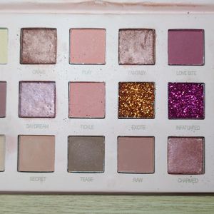 THE NEW NUDE EYESHADOW PALETTE