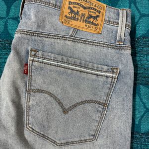 Levi’s 512 Jeans